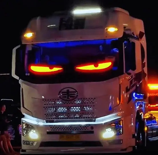 [Ekskluzywna produkcja] 🔥 Lampa z okiem diabła Miękki ekran samochodowy LED