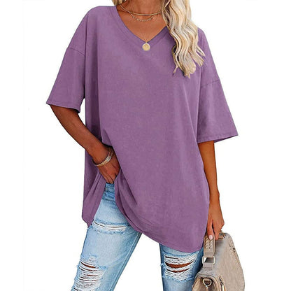 Damski, swobodny t-shirt z dekoltem v-neck