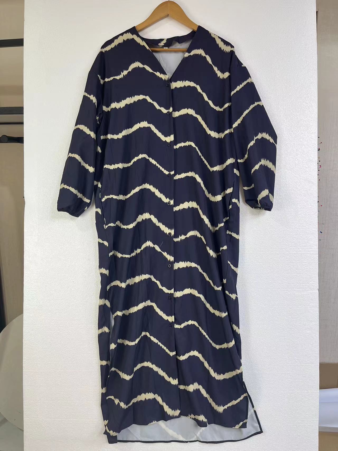 Sukienka Boho Stripe z długim rękawem