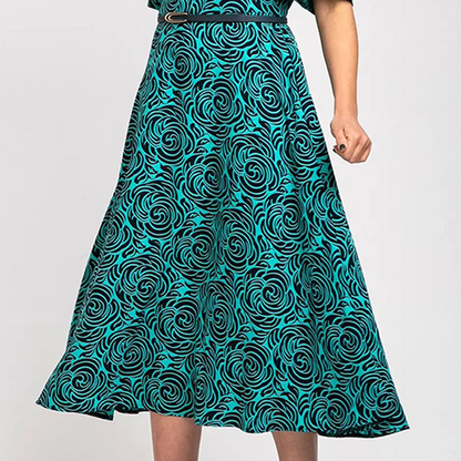 Elegancka drukowana sukienka maxi z paskiem