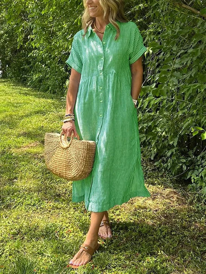 🔥👗 Koszulowa sukienka w paski z kieszeniami, klapami i guzikami