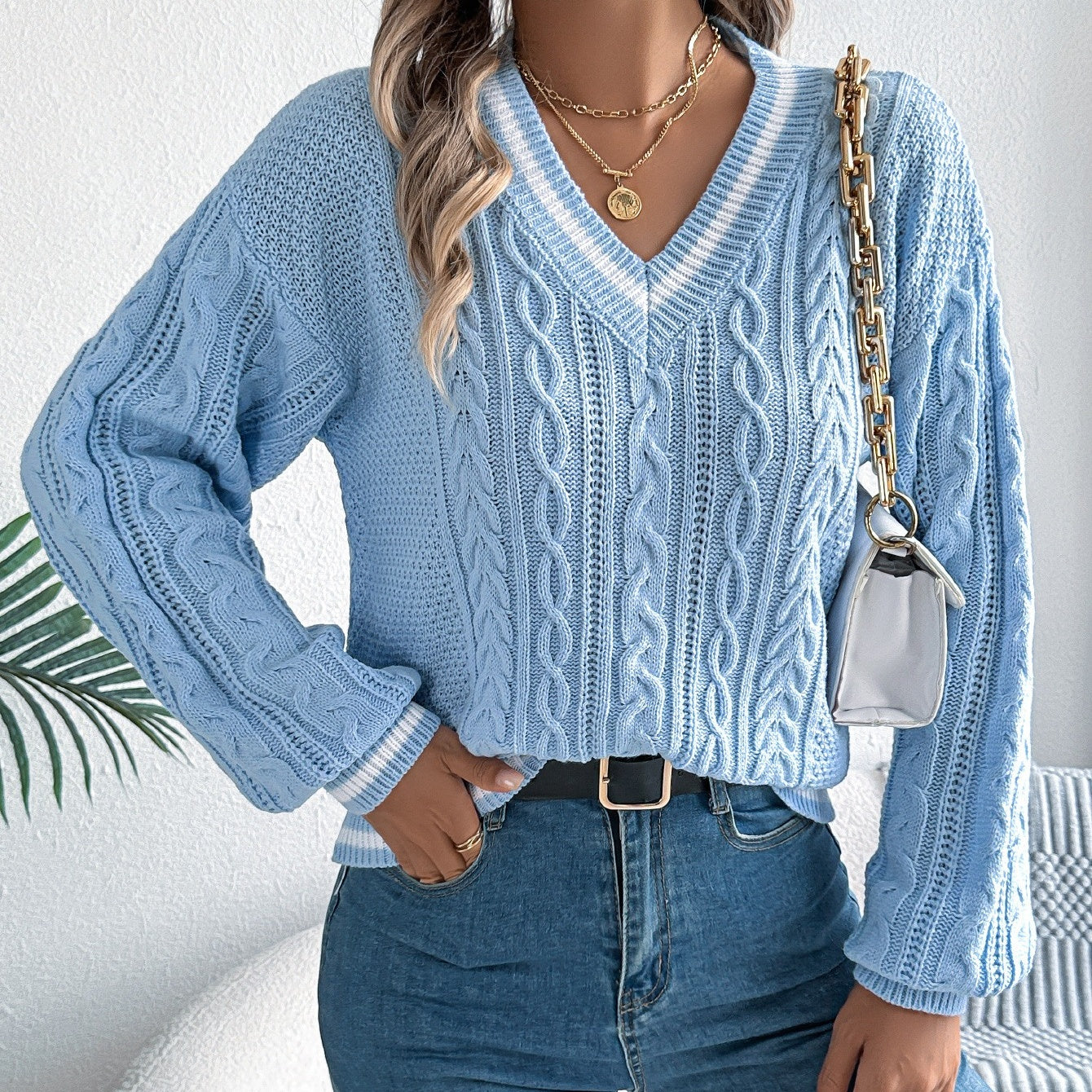 Women’s Long Sleeve V-Neck Knit Sweater